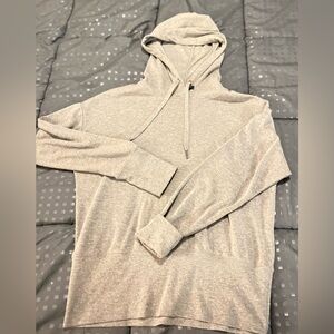 GAIAM Light Gray Hoodie   Size Small